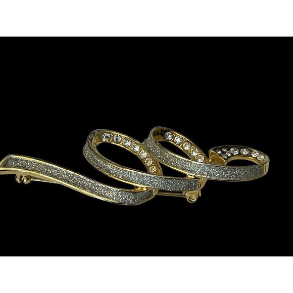 Gold Ribbon Bow Brooch Clear Rhinestones Pin Pave Vintage Statement Piece - Picture 1 of 5